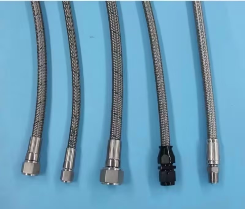 Hoogdruk PTFE slang met één gevlochten laag roestvrij staal voor vervoer en mobiele hydraulica
